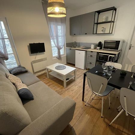 Saphir, Hyper Centre Ville Au Calme Au Fond D'Une Impasse Caen Extérieur photo